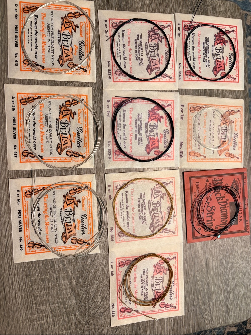Assorted Guitar String Pack - Mixed Colors - Picture 2 of 12